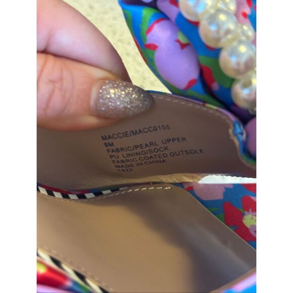 Betsy Johnson Mule heels - Picture 8 of 10